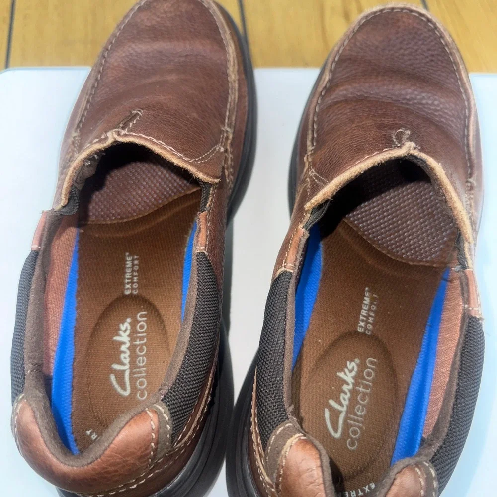 Clarks Bradley Free Tan Tumbled Leather Slip On Loafers Mens 10.5 M Brown
